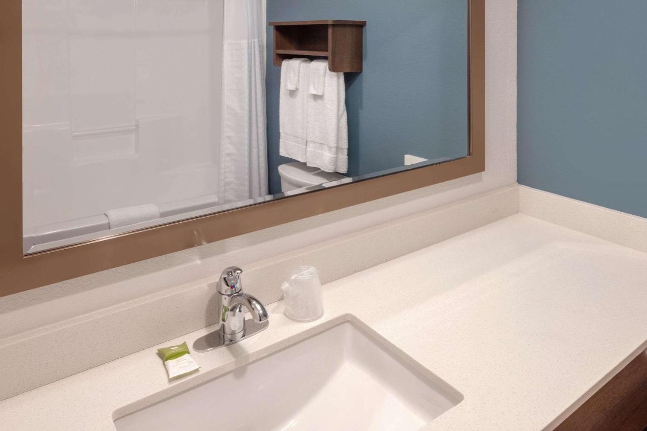 Lake Arbor Wood Spring Suites Washington Dc East Arena Drive מראה חיצוני תמונה